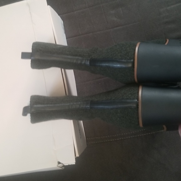 Pull on boot - Picture 4 of 11